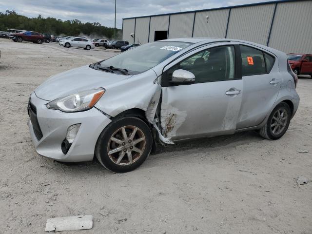 toyota prius c 2015 jtdkdtb32f1092706