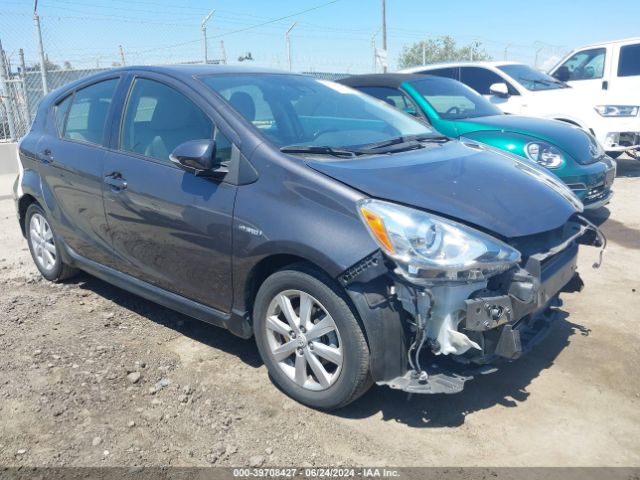 toyota prius c 2017 jtdkdtb32h1595140