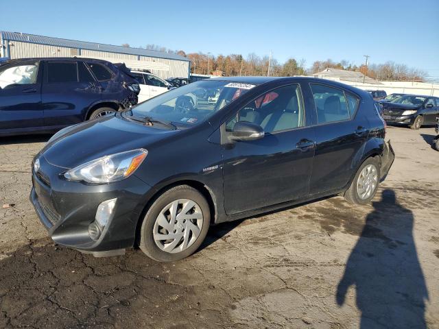 toyota prius c 2015 jtdkdtb33f1108928