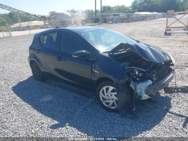 toyota prius c 2015 jtdkdtb33f1113837