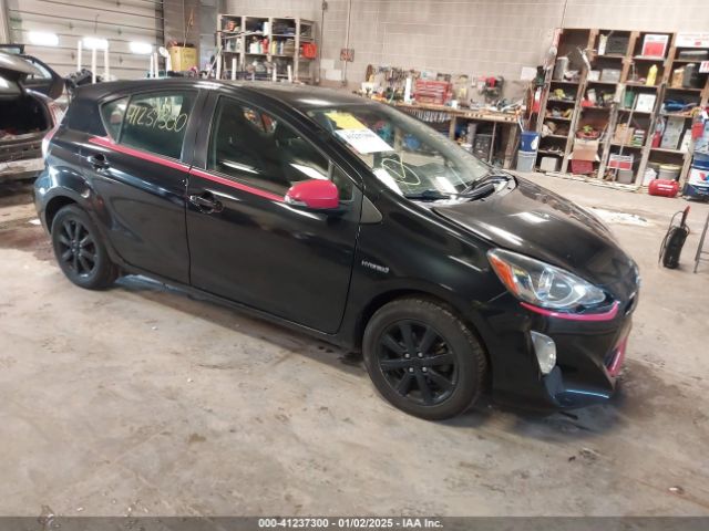 toyota prius c 2016 jtdkdtb33g1116402