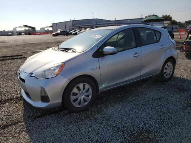 toyota prius c 2013 jtdkdtb34d1058652