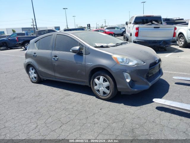 toyota prius c 2015 jtdkdtb34f1581723