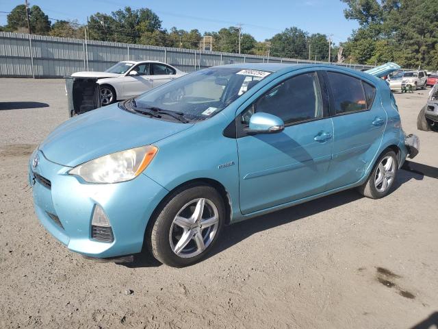 toyota prius c 2013 jtdkdtb35d1057638