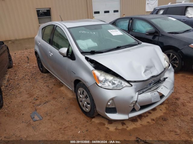 toyota prius c 2014 jtdkdtb35e1080239