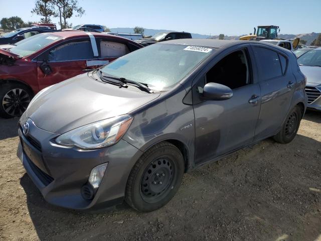 toyota prius c 2015 jtdkdtb35f1086480