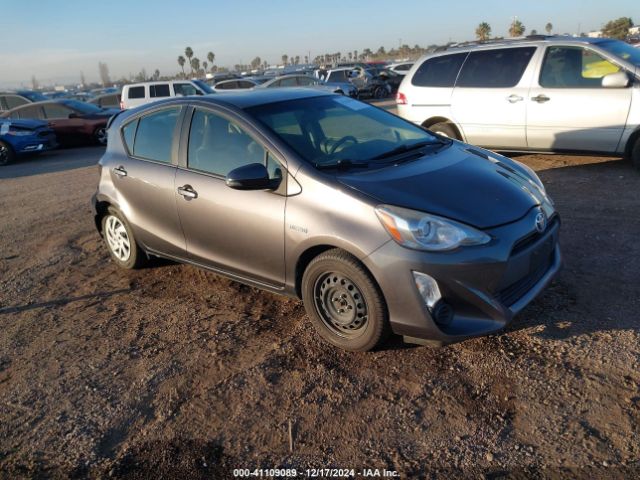 toyota prius c 2015 jtdkdtb35f1094689