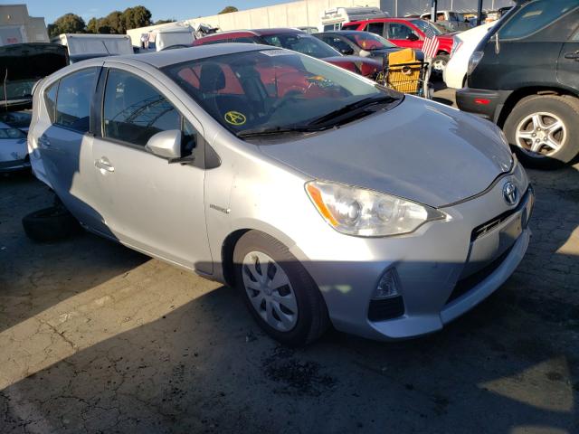 toyota prius c 2013 jtdkdtb37d1554741