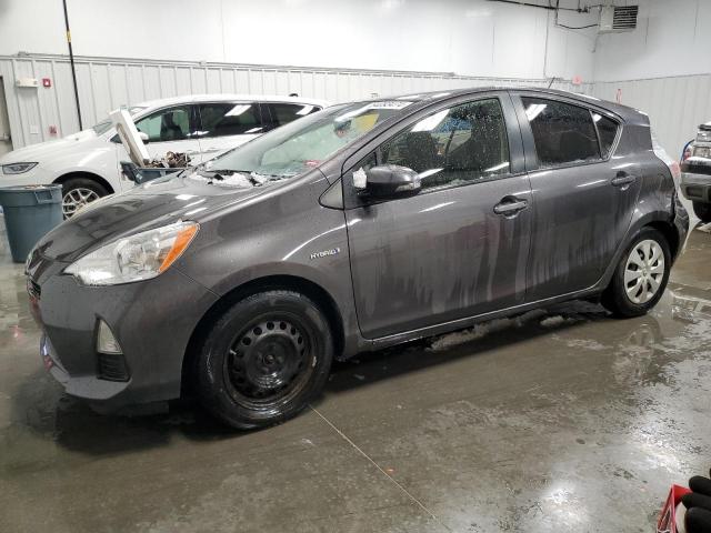 toyota prius c 2014 jtdkdtb37e1067315