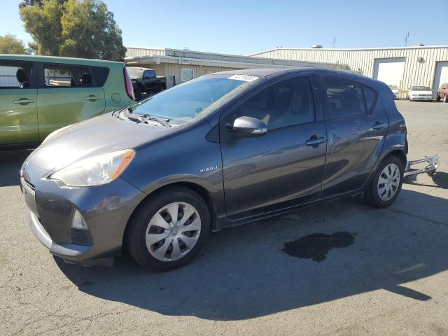 toyota prius c 2014 jtdkdtb38e1558427