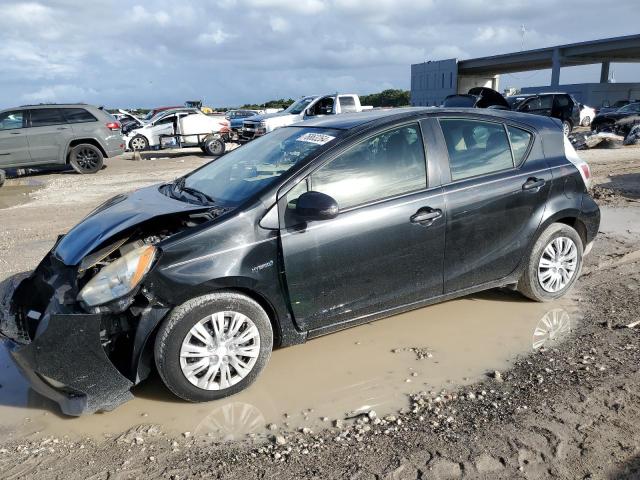 toyota prius c 2014 jtdkdtb38e1560825