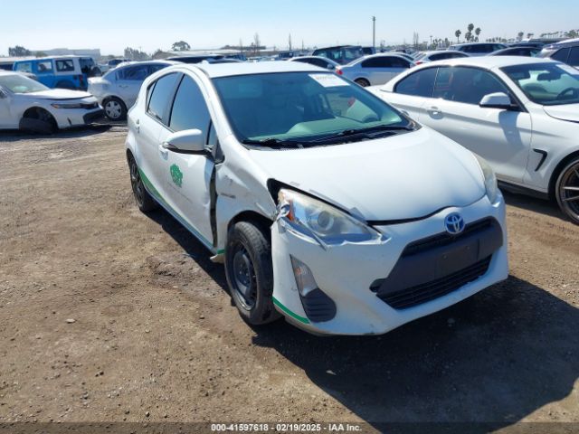 toyota prius c 2016 jtdkdtb38g1132174