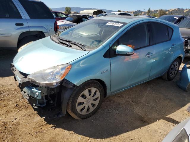 toyota prius c 2013 jtdkdtb39d1037604