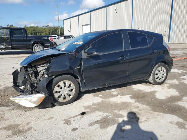 toyota prius c 2013 jtdkdtb39d1538346