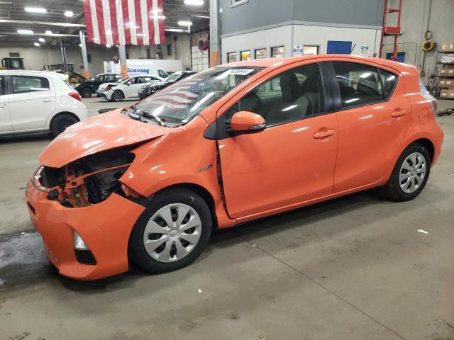 toyota prius c 2014 jtdkdtb39e1067705