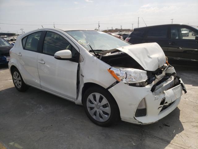 toyota prius c 2014 jtdkdtb39e1562258