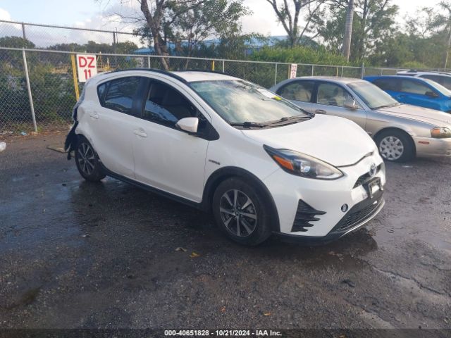 toyota prius c 2018 jtdkdtb3xj1614300