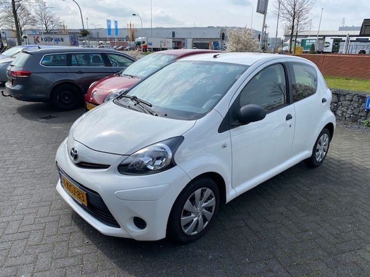 toyota aygo 2013 jtdkg12c50n694656