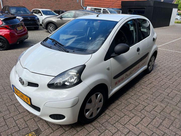 toyota aygo 2011 jtdkg12c90n601525