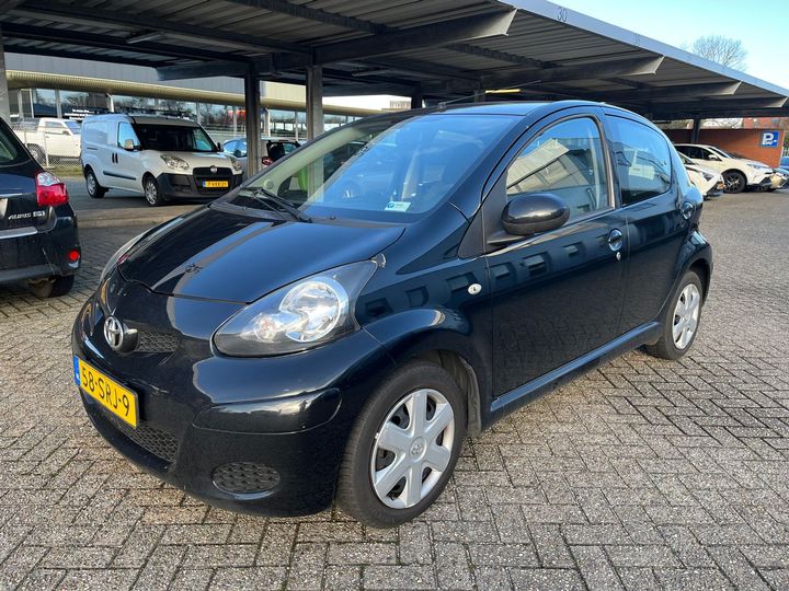 toyota aygo 2011 jtdkg18c30n569341