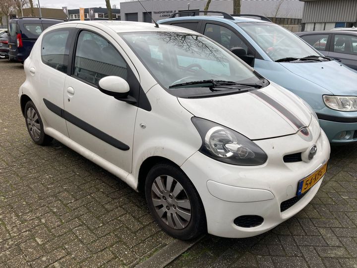 toyota aygo 2009 jtdkg18c60n404321