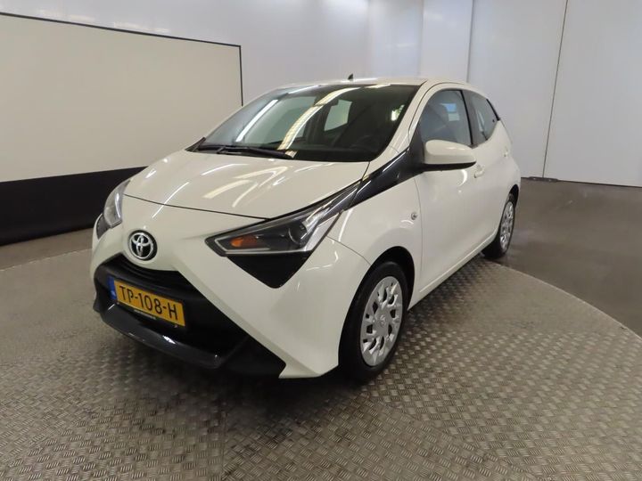 toyota aygo 2018 jtdkgnec00n354995