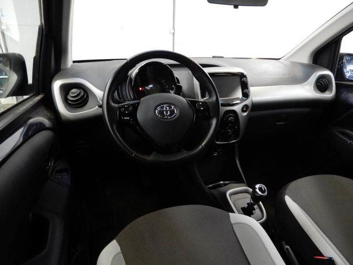 toyota aygo 2017 jtdkgnec10n272659