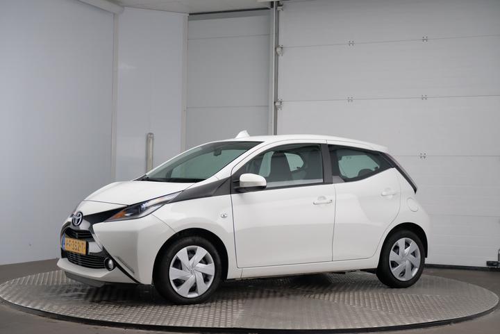 toyota aygo 2017 jtdkgnec10n292636