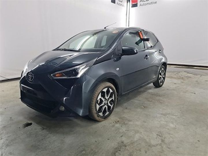 toyota aygo - 2018 2019 jtdkgnec10n490455