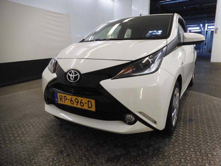 toyota aygo 2018 jtdkgnec30n298289