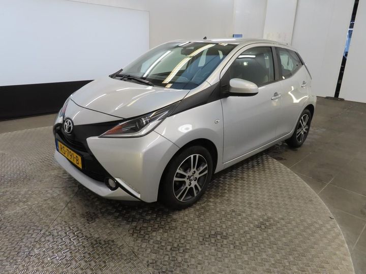 toyota aygo 2018 jtdkgnec30n299314