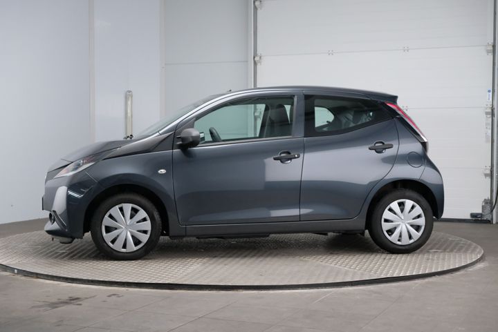 toyota aygo 2017 jtdkgnec40n242183