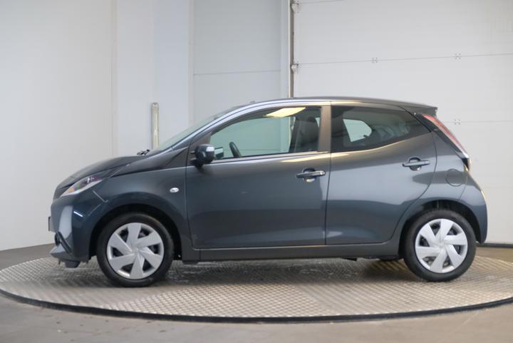 toyota aygo 2017 jtdkgnec40n288967