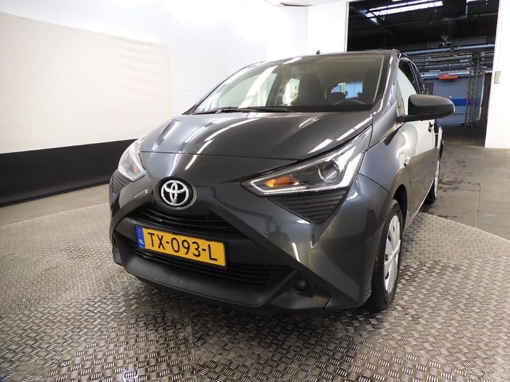 toyota aygo 2018 jtdkgnec50n388351