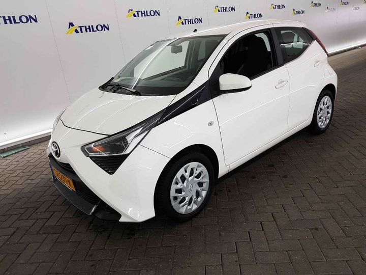 toyota aygo 2018 jtdkgnec60n356251