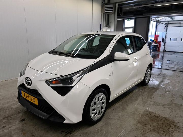 toyota aygo 2019 jtdkgnec60n403830