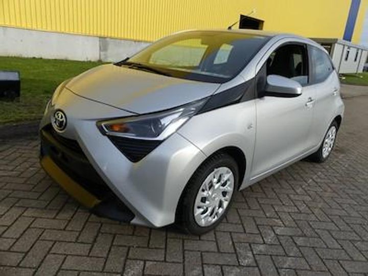 toyota aygo - 2018 2019 jtdkgnec60n418943