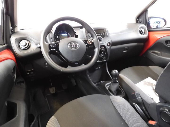 toyota aygo 2018 jtdkgnec70n343900