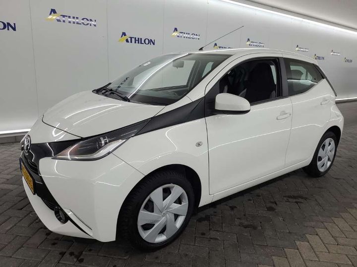 toyota aygo 2017 jtdkgnec80n284341