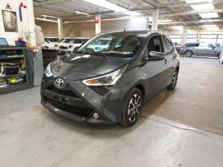 toyota aygo - 2018 2019 jtdkgnec80n416255