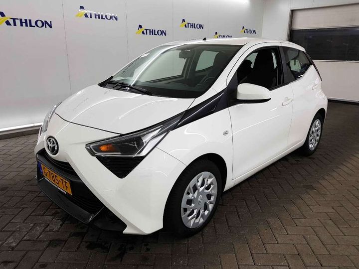 toyota aygo 2019 jtdkgnec80n504335