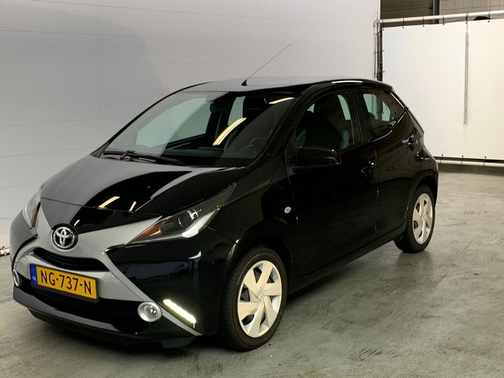 toyota aygo 2017 jtdkgnec90n211916