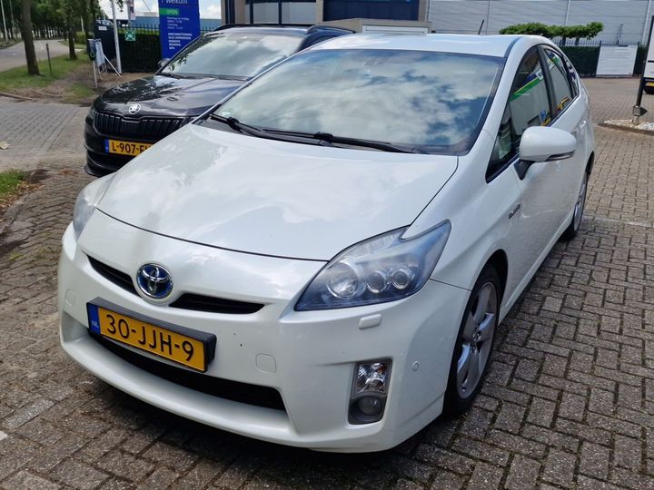 toyota prius 2009 jtdkn36u501000561