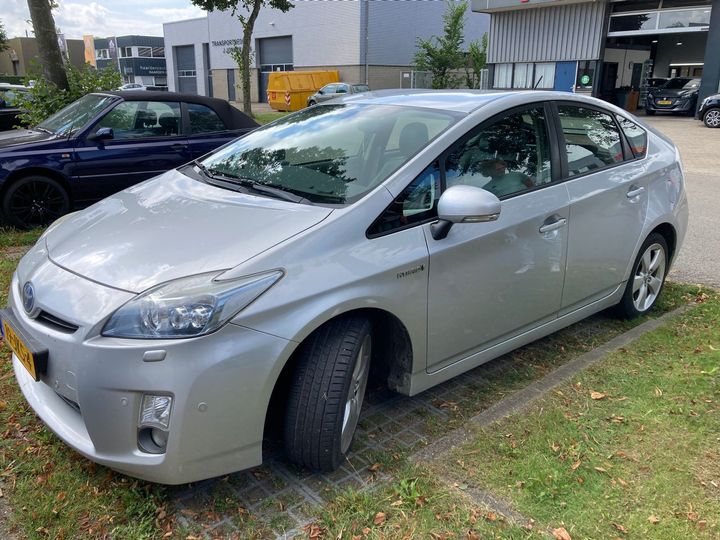 toyota prius 2009 jtdkn36u701005051