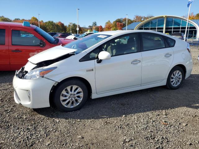 toyota prius plug 2015 jtdkn3dp0f3073623