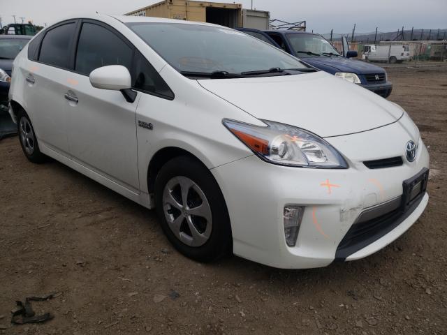 toyota prius plug 2014 jtdkn3dp8e3053070