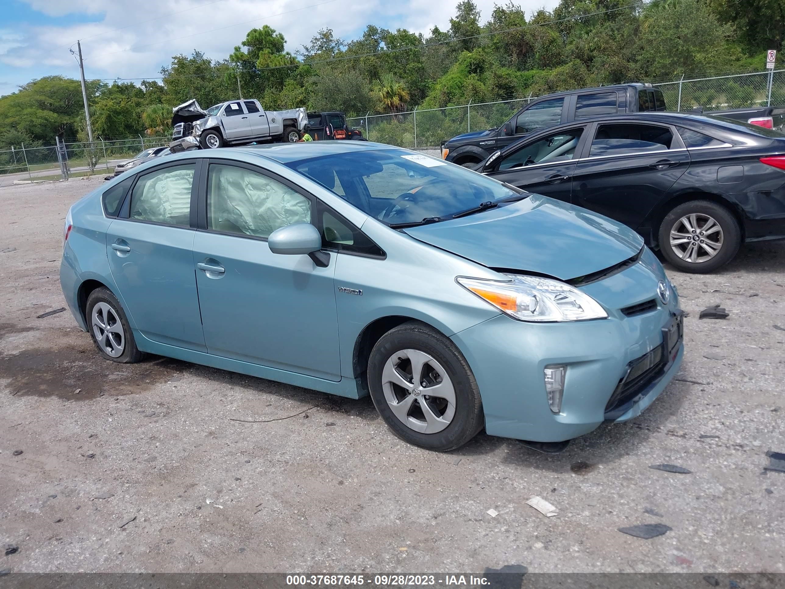 toyota prius 2014 jtdkn3du1e1861214