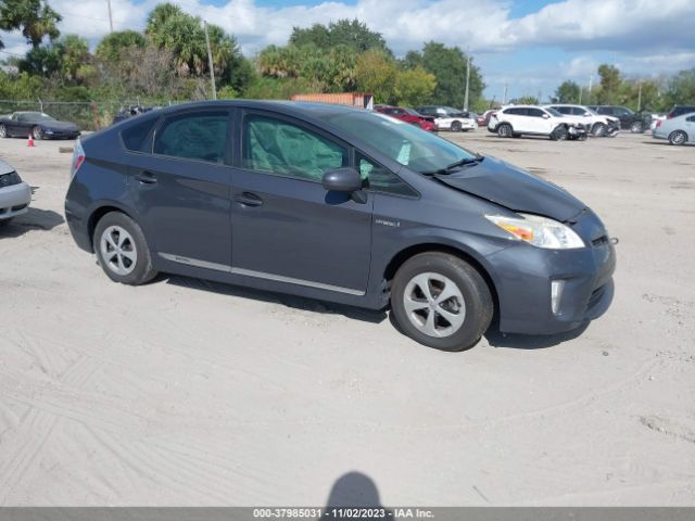 toyota prius 2015 jtdkn3du3f0452087