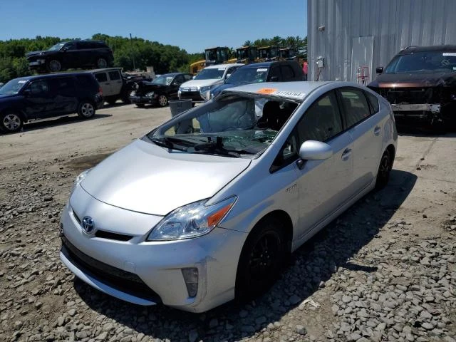 toyota prius 2015 jtdkn3du7f0415835