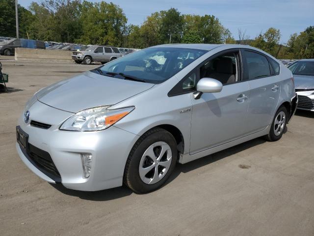 toyota prius 2015 jtdkn3du7f0428231